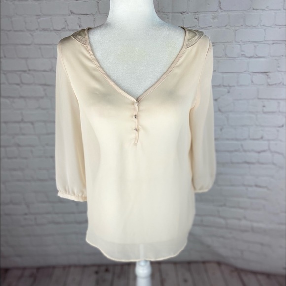 LC Lauren Conrad Tops - 𝅺lauren Conrad Lace Back Blouse S